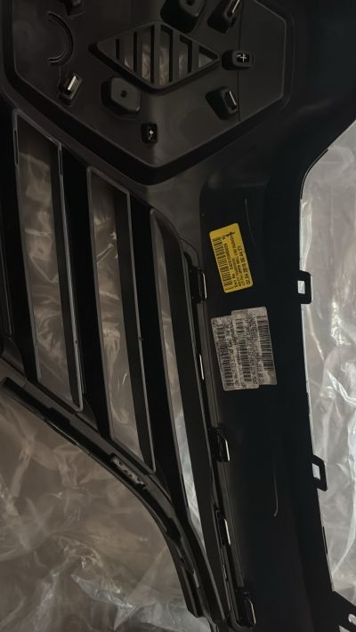 Megane 4 sıfır orjinal panjur