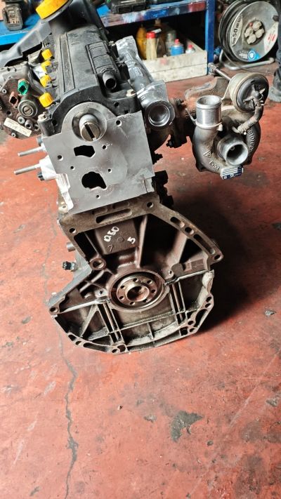 Modüs 85 lik 1.5 DCI motor
