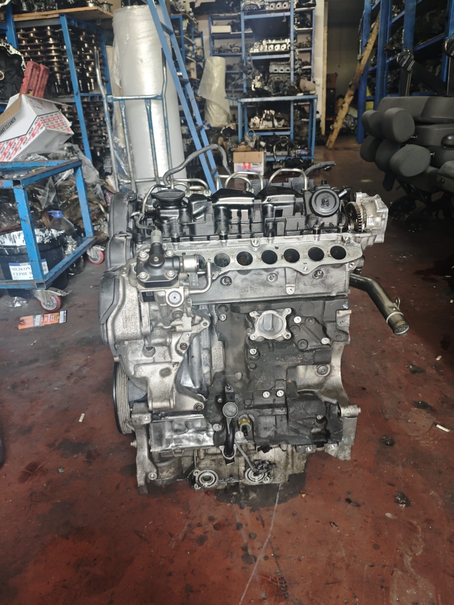 Volvo D5 2.0 2015-2020 arası V60 motor